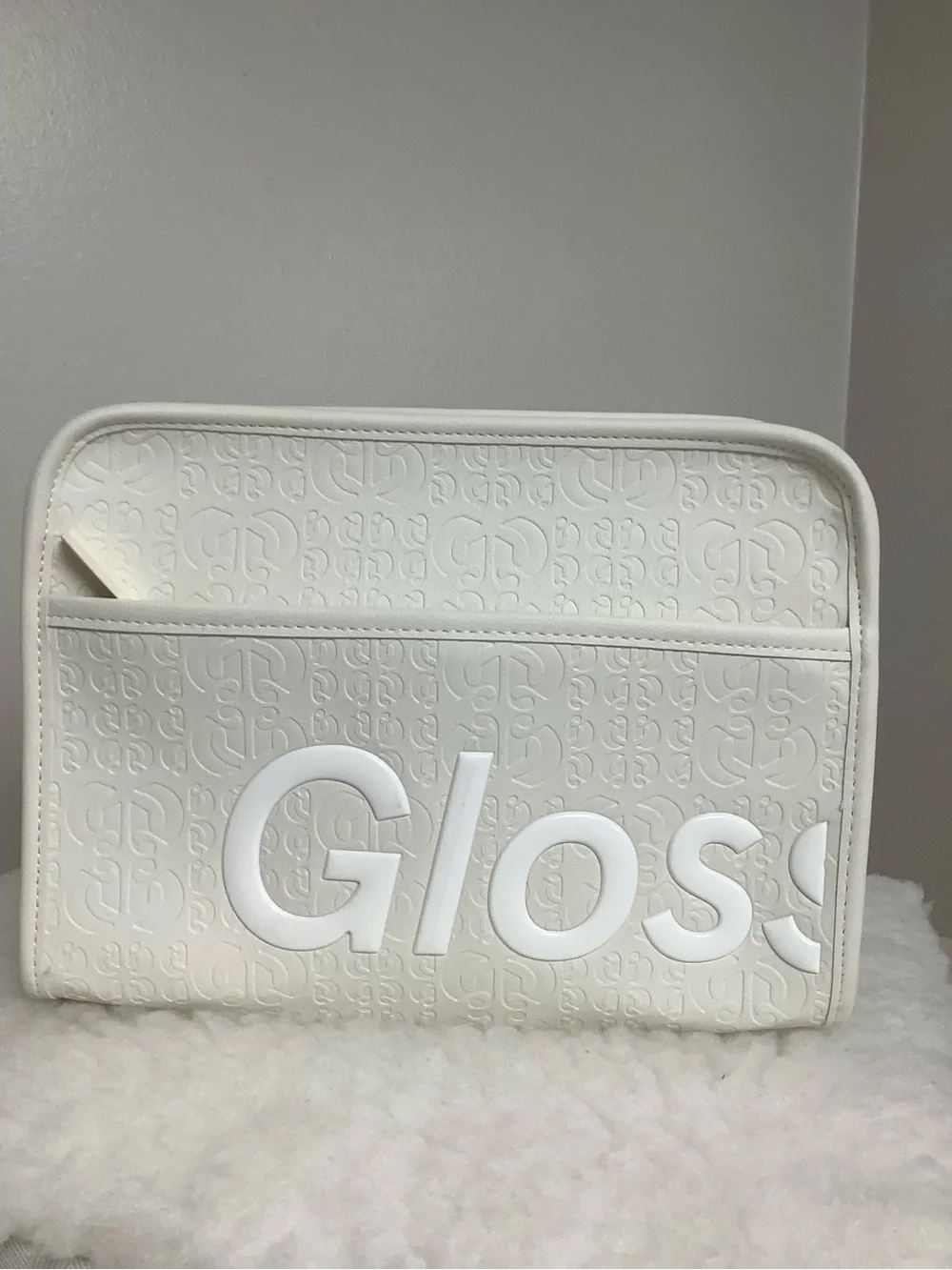 Glossier Limited Edition White Embossed Logo Cosmetic Case w Dust Bag